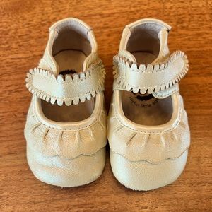 Livie & Luca First Walker Mary Jane shoes 9-12 months